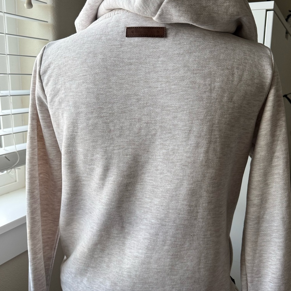 NAKETANO BRAVE NEW WORLD PULLOVER
SZ L - Picture 8 of 10